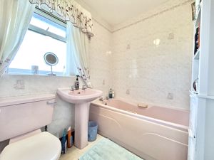 Photo 17- click for photo gallery